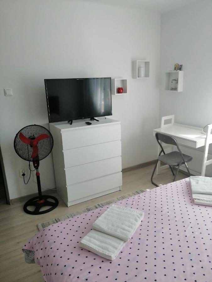 Ferienwohnung Amigohd² Hunedoara Exterior foto